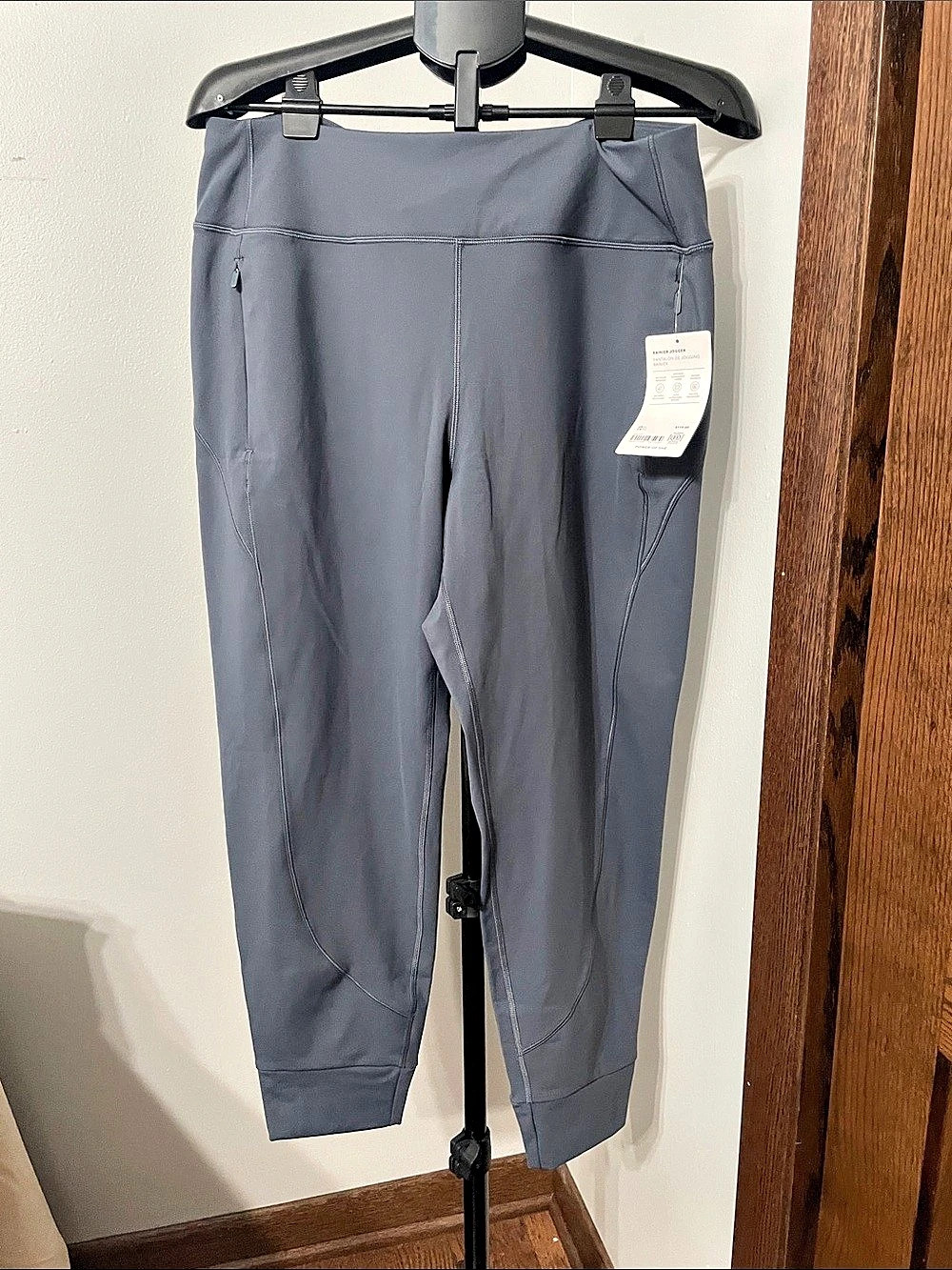 Athleta Rainier Mid Rise Jogger Pants in Gray XL